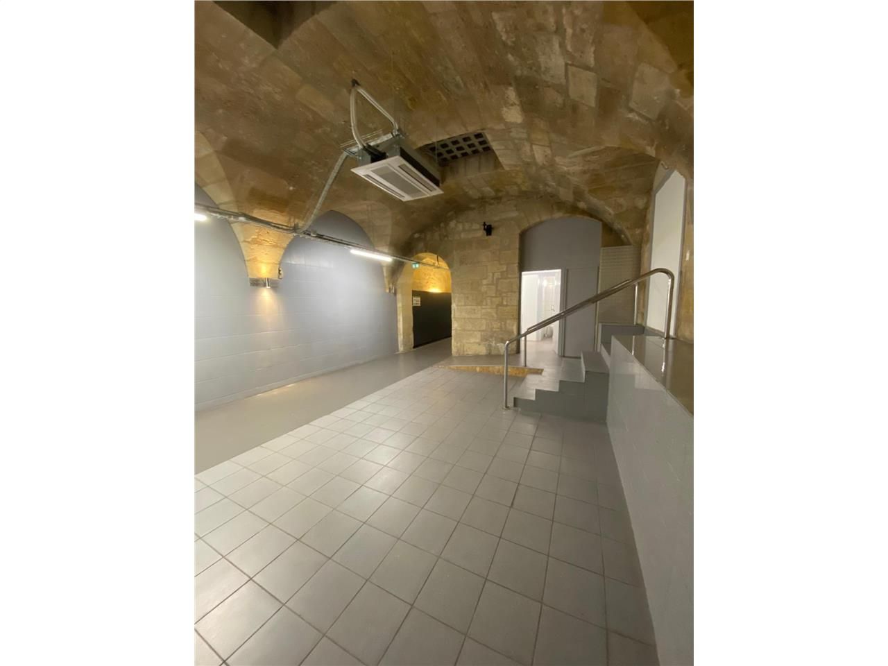 342 m² dispo à Bordeaux