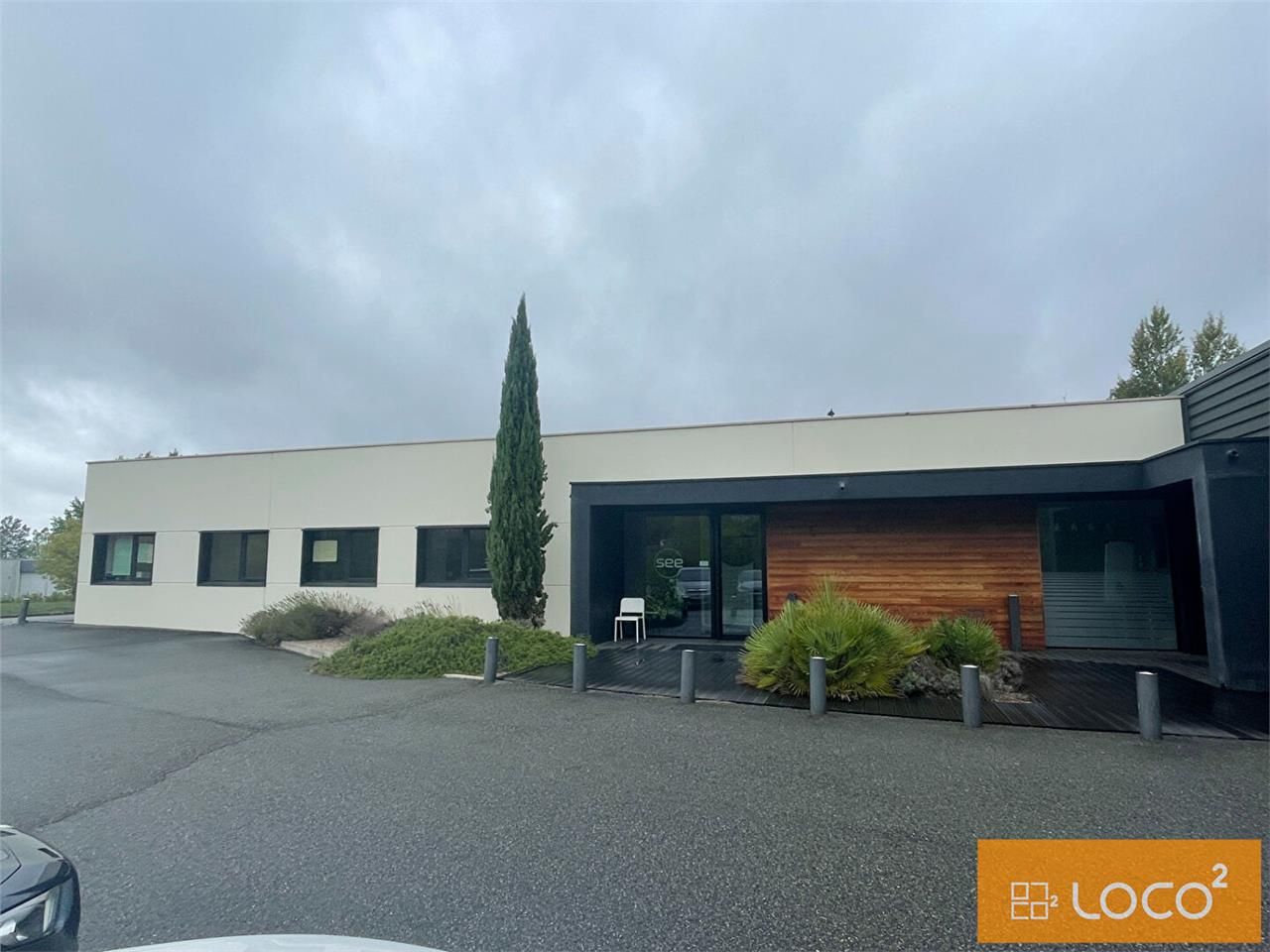 Location bureaux 192.00 m² à SAINT JEAN