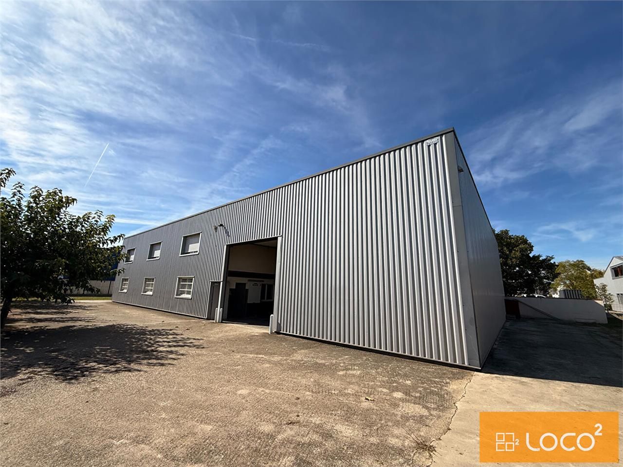 Location local 600.00 m² à COLOMIERS