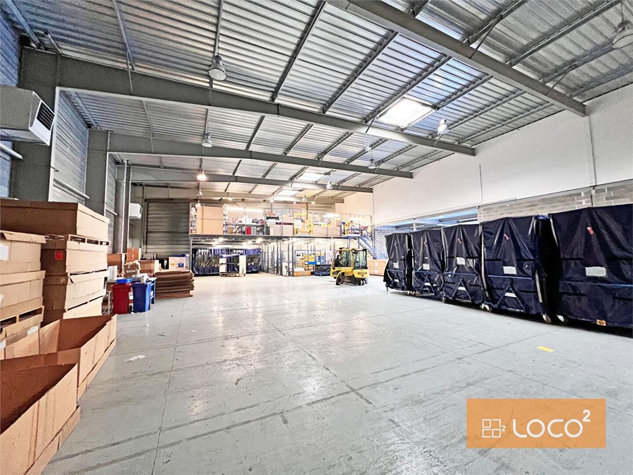 Location local 369.90 m² à COLOMIERS