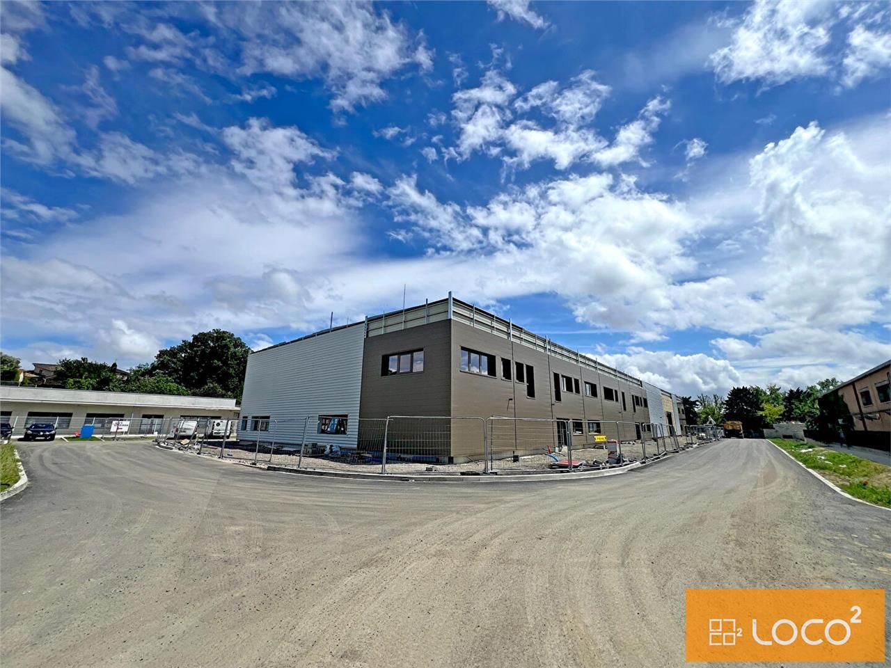 Vente local 1432.00 m² à TOULOUSE