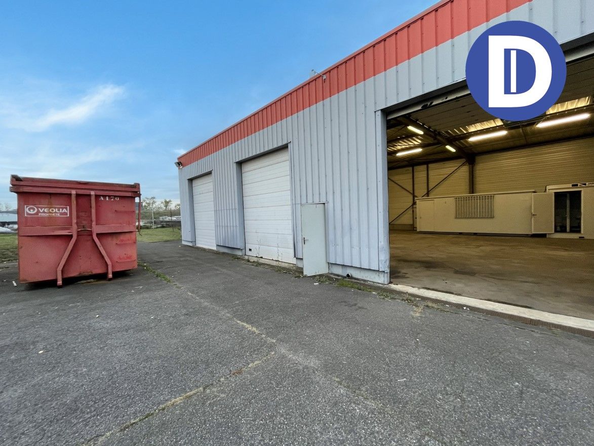Location activites 300.00 m² non divisibles