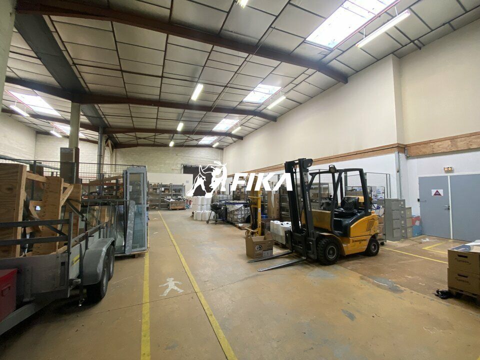 A LOUER LOCAL D'ACTIVITE 1 150 m² - (31100) TOULOUSE