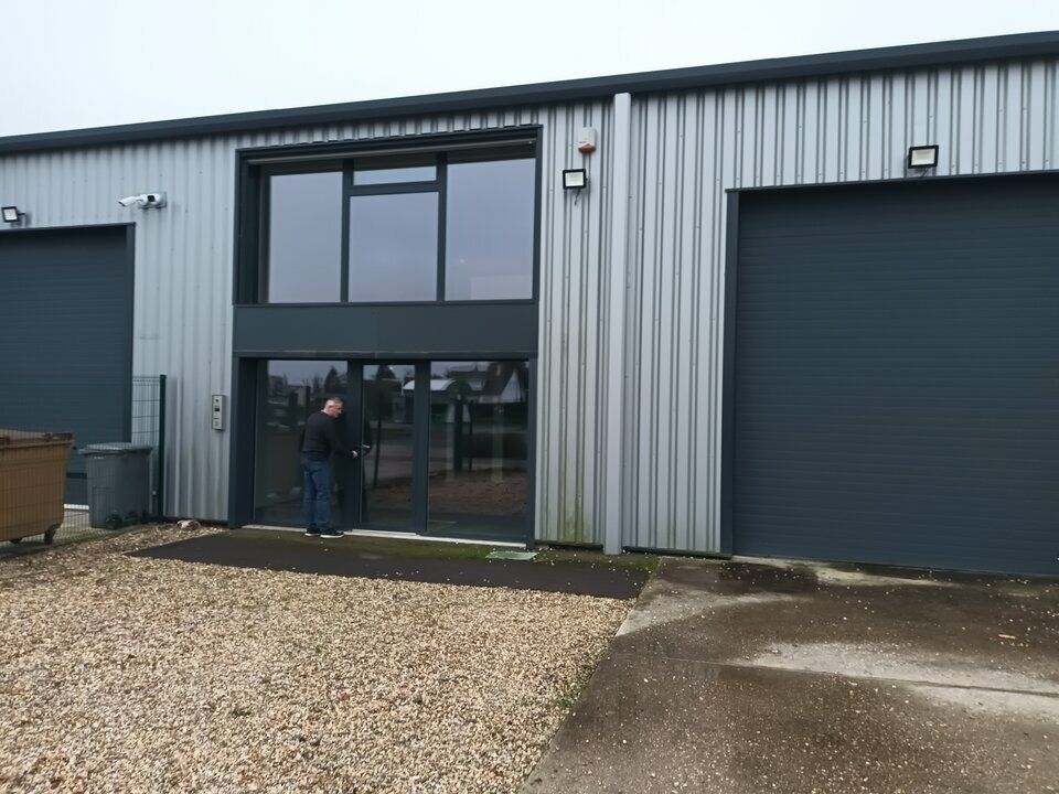 Location bureaux 389 m² non divisibles