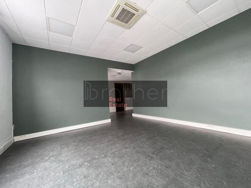 Location bureaux 120 m² non divisibles