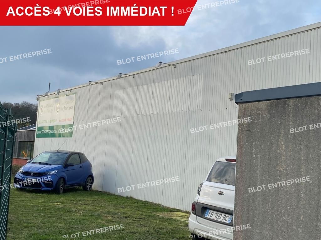 Location entrepôts 380 m² non divisibles