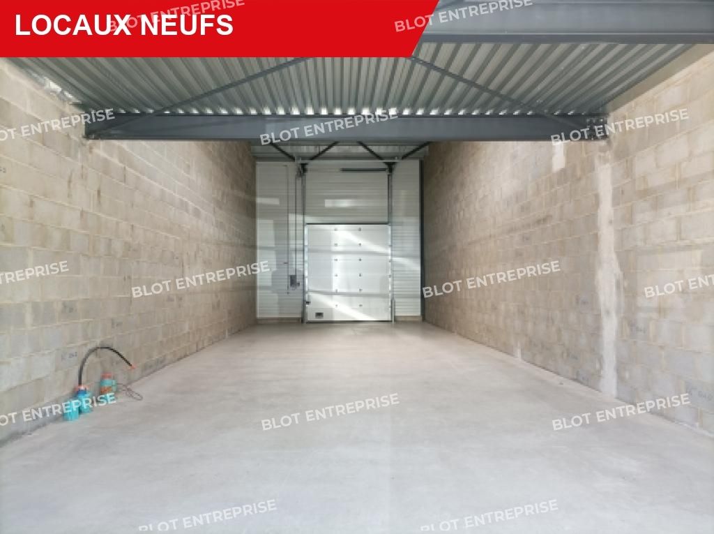 Location entrepôts 170 m² non divisibles