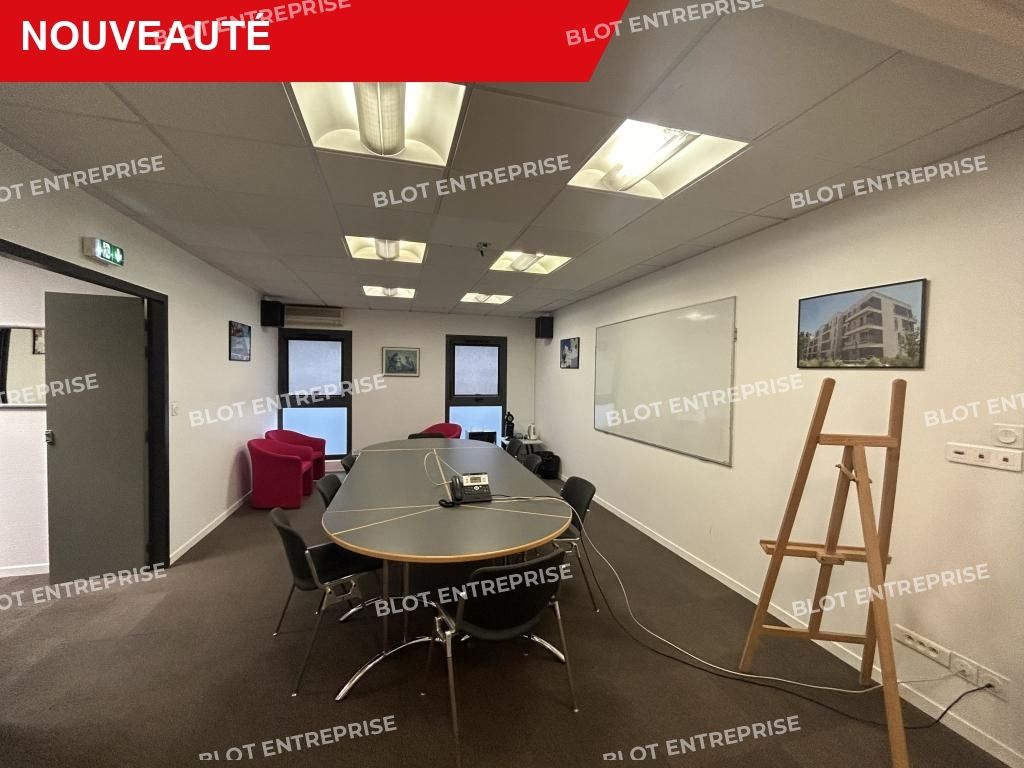 Location bureaux 134 m² non divisibles