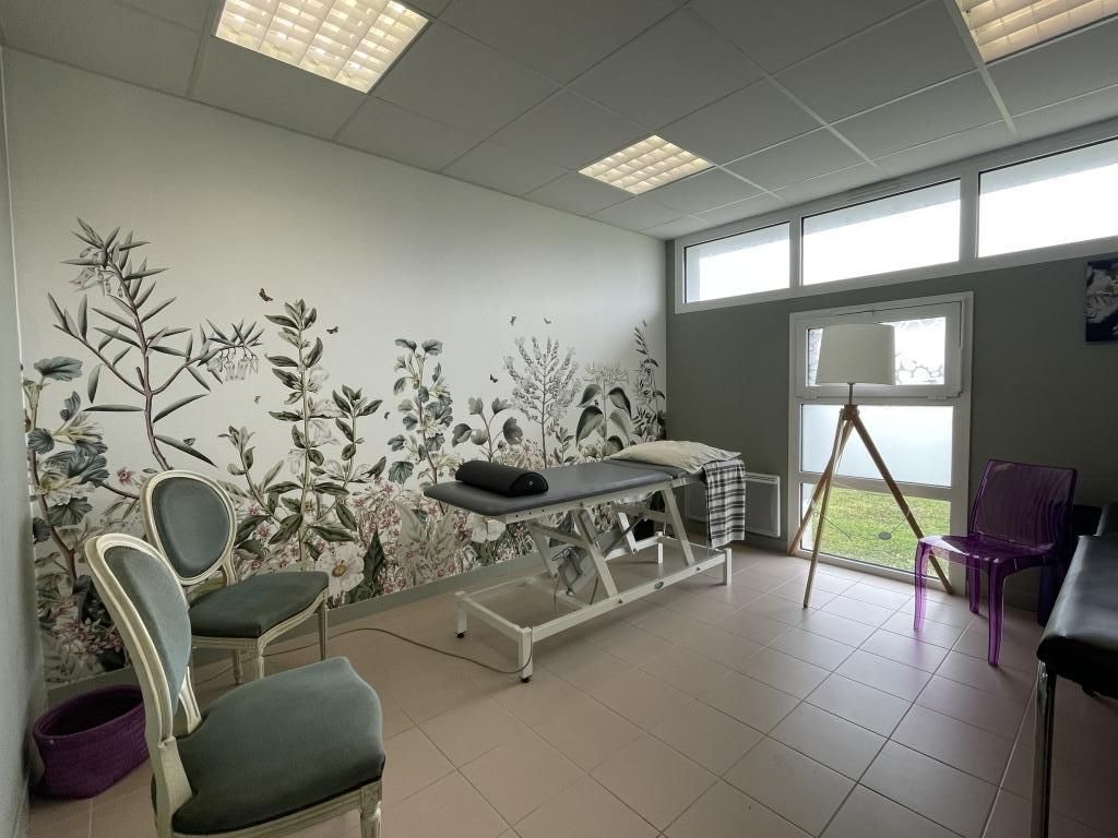 Vente entrepôts 560 m² non divisibles