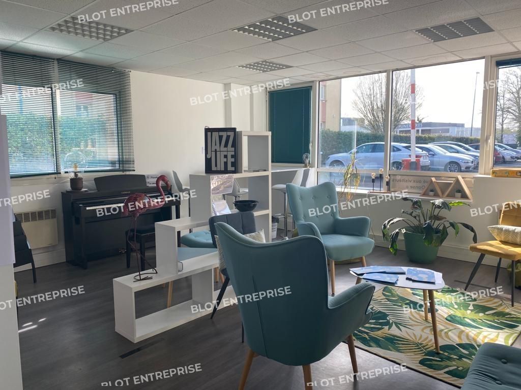 Vente bureaux 690 m² non divisibles
