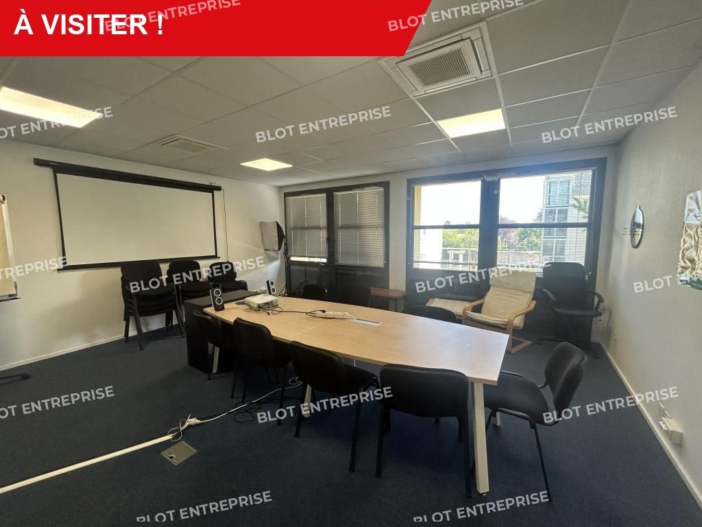 Location bureaux 179 m² non divisibles
