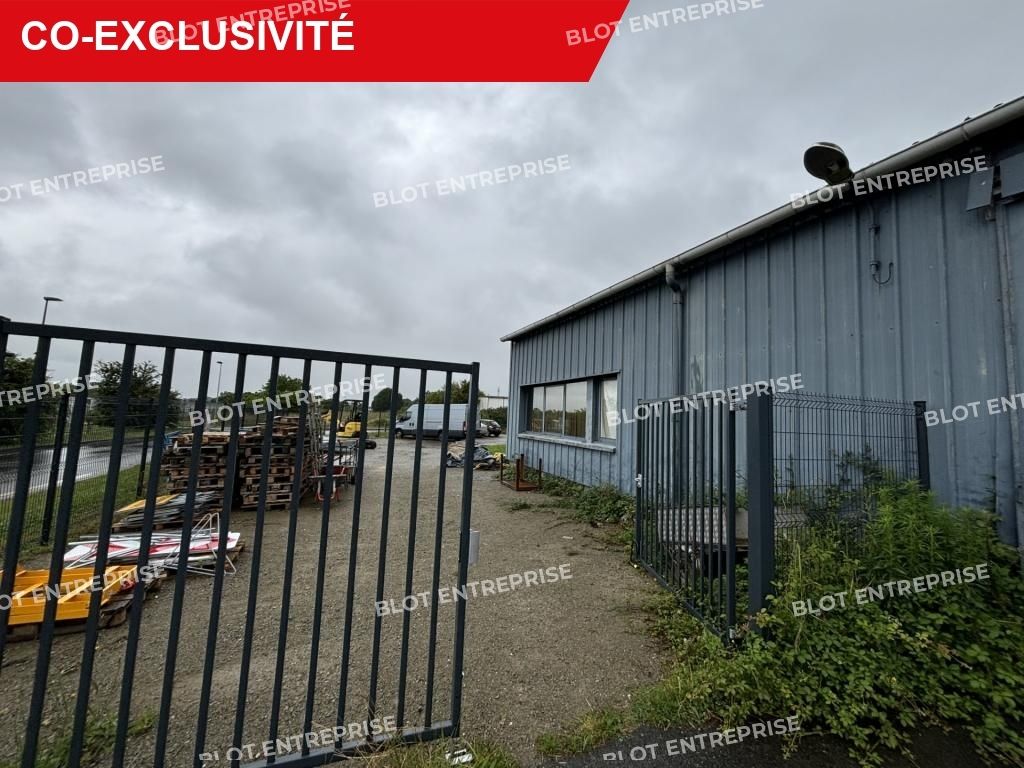 Vente entrepôts 1480 m² non divisibles