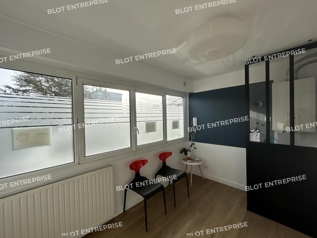Location bureaux 31 m² non divisibles