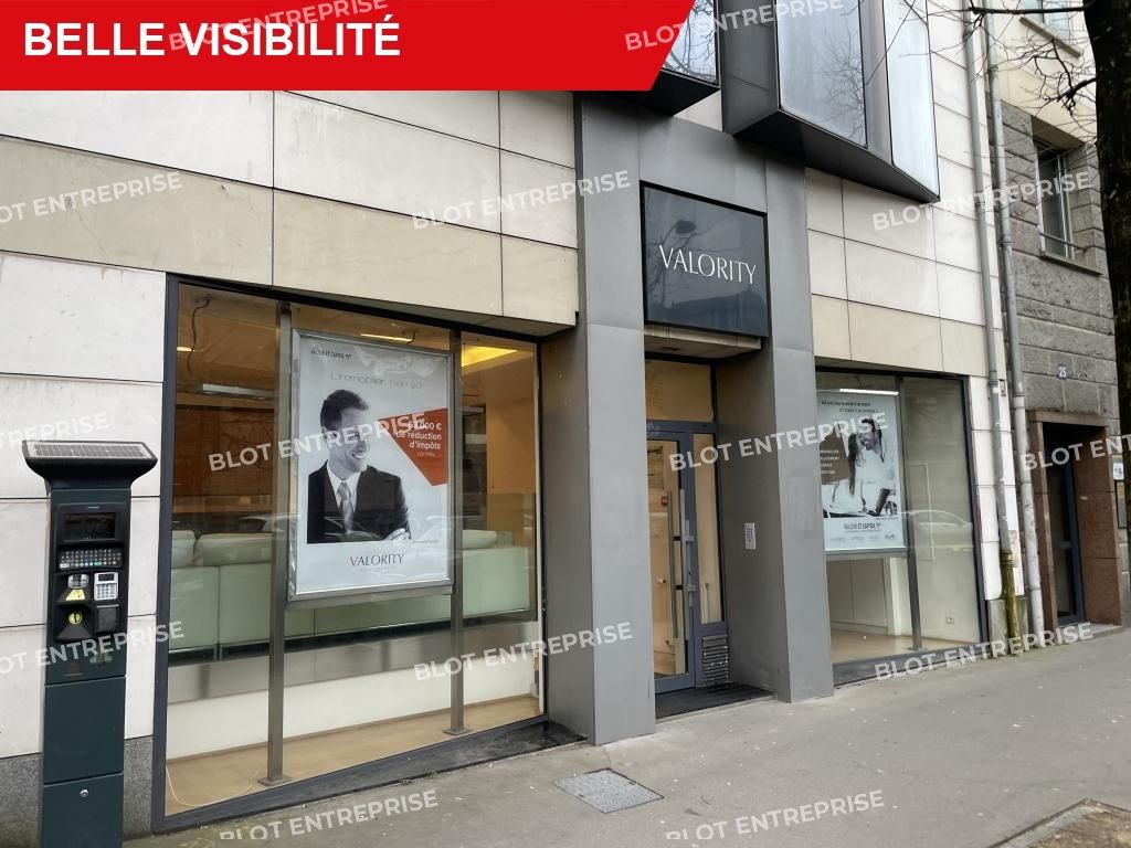 Location bureaux 310 m² non divisibles