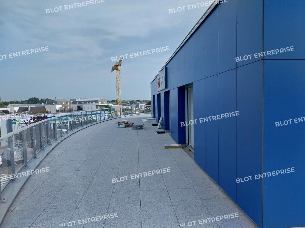 Vente bureaux 3710 m² non divisibles