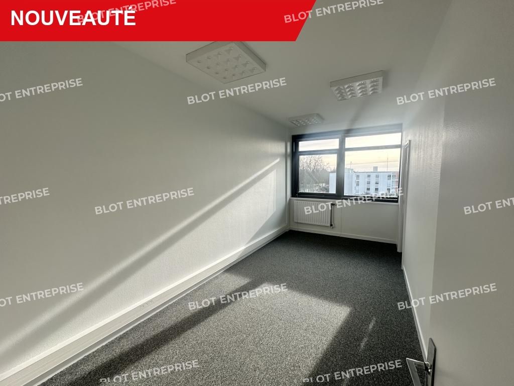 Location bureaux 143 m² non divisibles