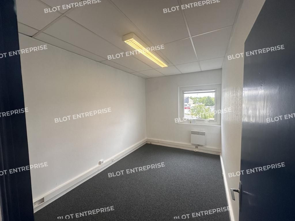 Location bureaux 67 m² non divisibles