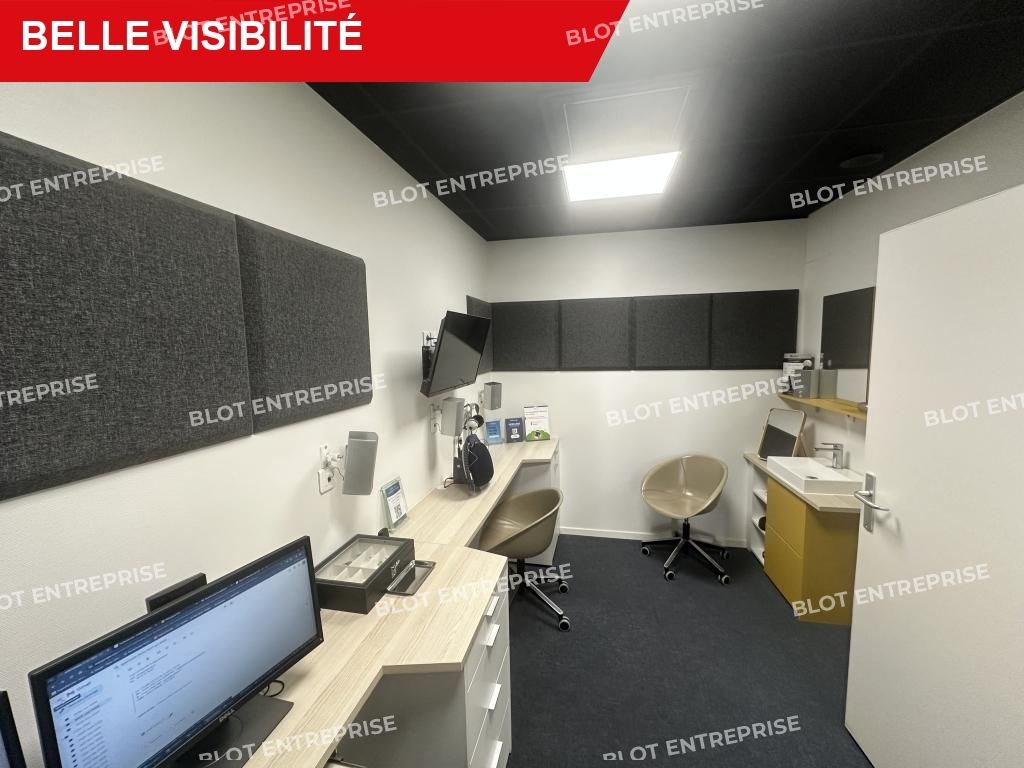 Location local commercial 52 m² non divisibles