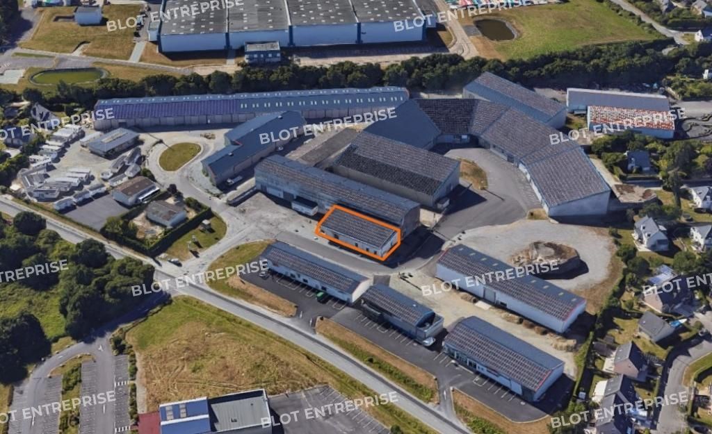 Location entrepôts 440 m² non divisibles