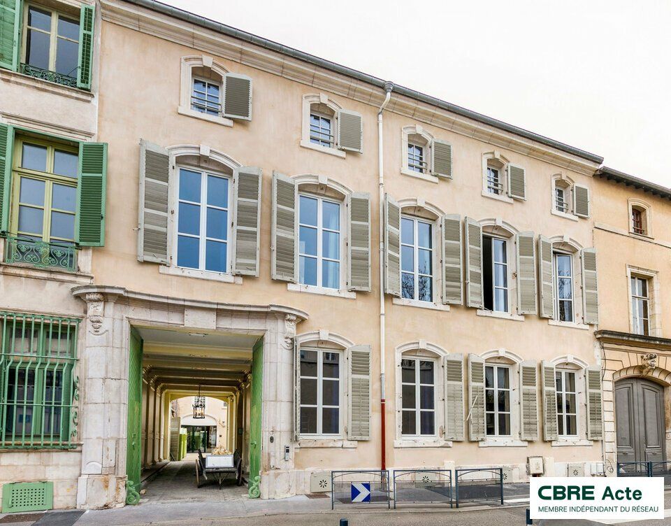 Location bureaux 134 m² non divisibles