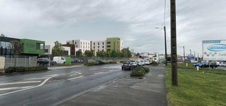 Valoris Real Estate vous propose des cellules commerciales pour 810 m² divisibles, sur la Route de Lyon à Mâcon.