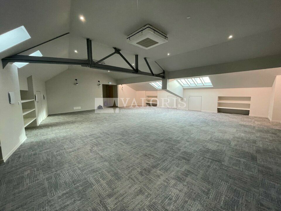 Location bureaux 130 m² non divisibles