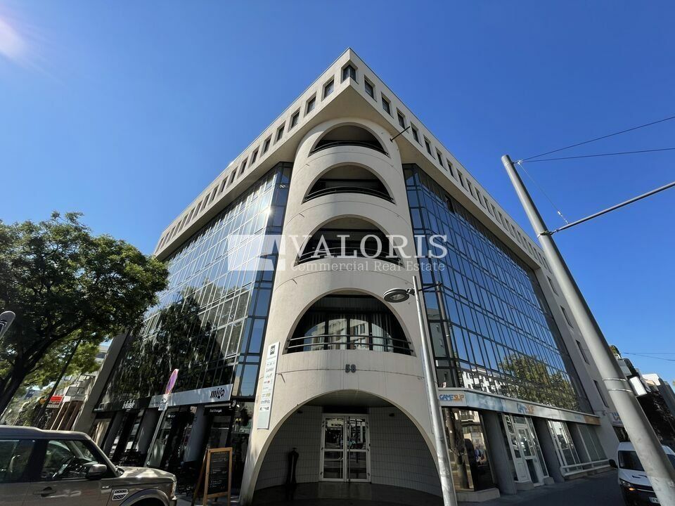 Location bureaux 2130 m² non divisibles