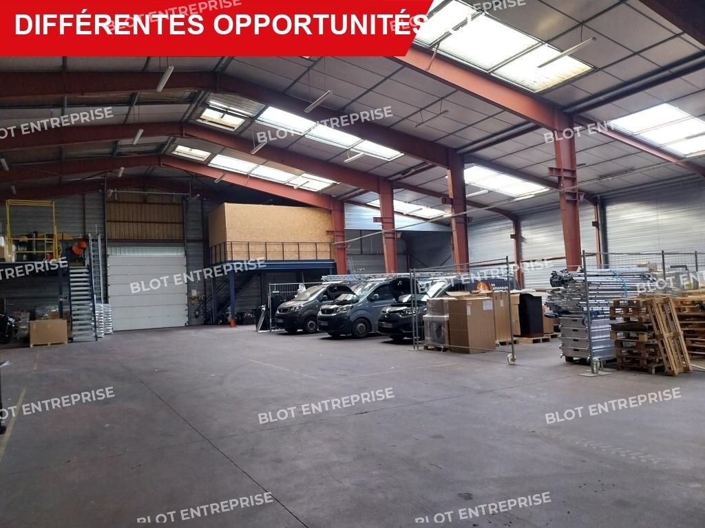 Location entrepôts 75 m² non divisibles