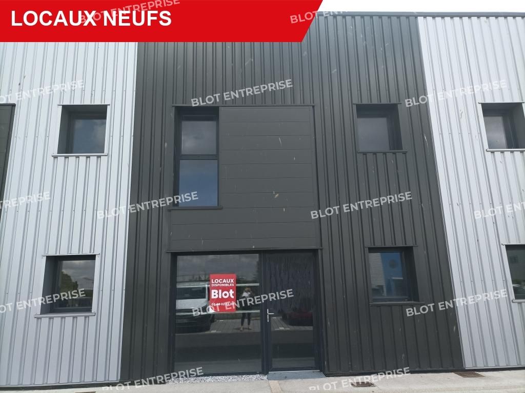 Location entrepôts 158 m² non divisibles