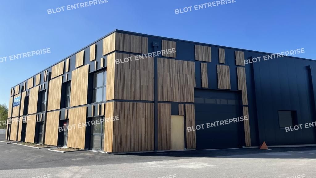 Location entrepôts 284 m² non divisibles
