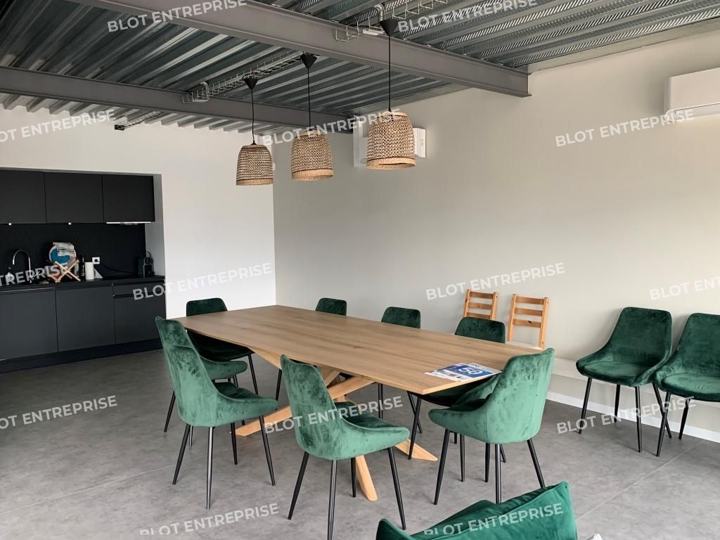 Location bureaux 55 m² non divisibles