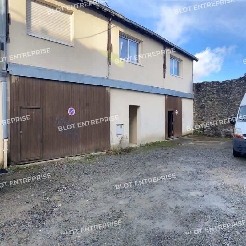 Location entrepôts 158 m² non divisibles