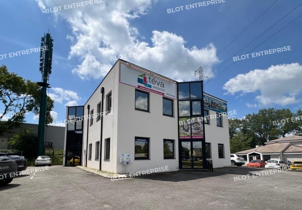 Location bureaux 260 m² non divisibles