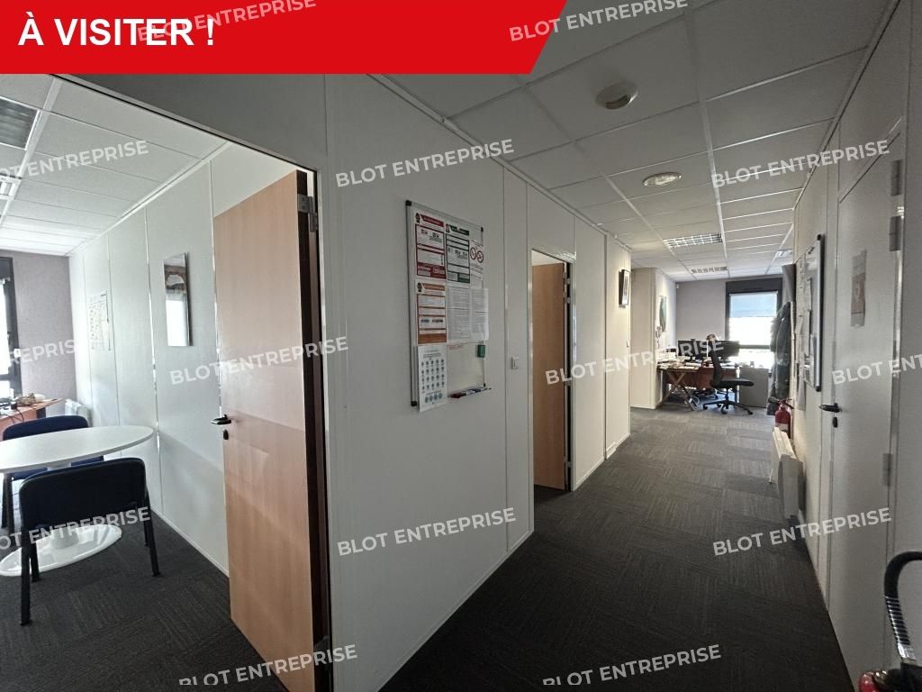 Location bureaux 127 m² non divisibles