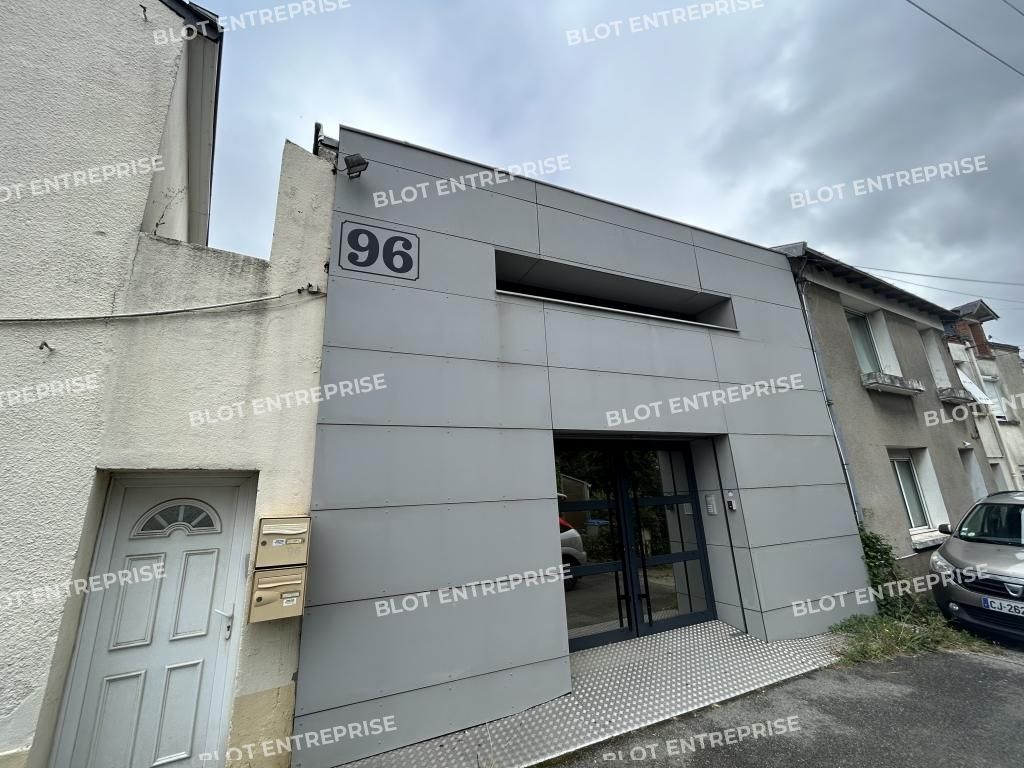 Vente bureaux 235 m² non divisibles