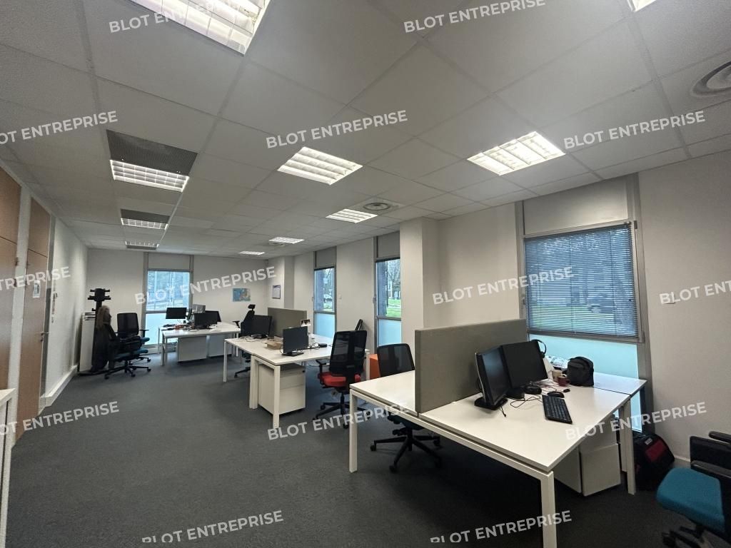 Location bureaux 219 m² non divisibles