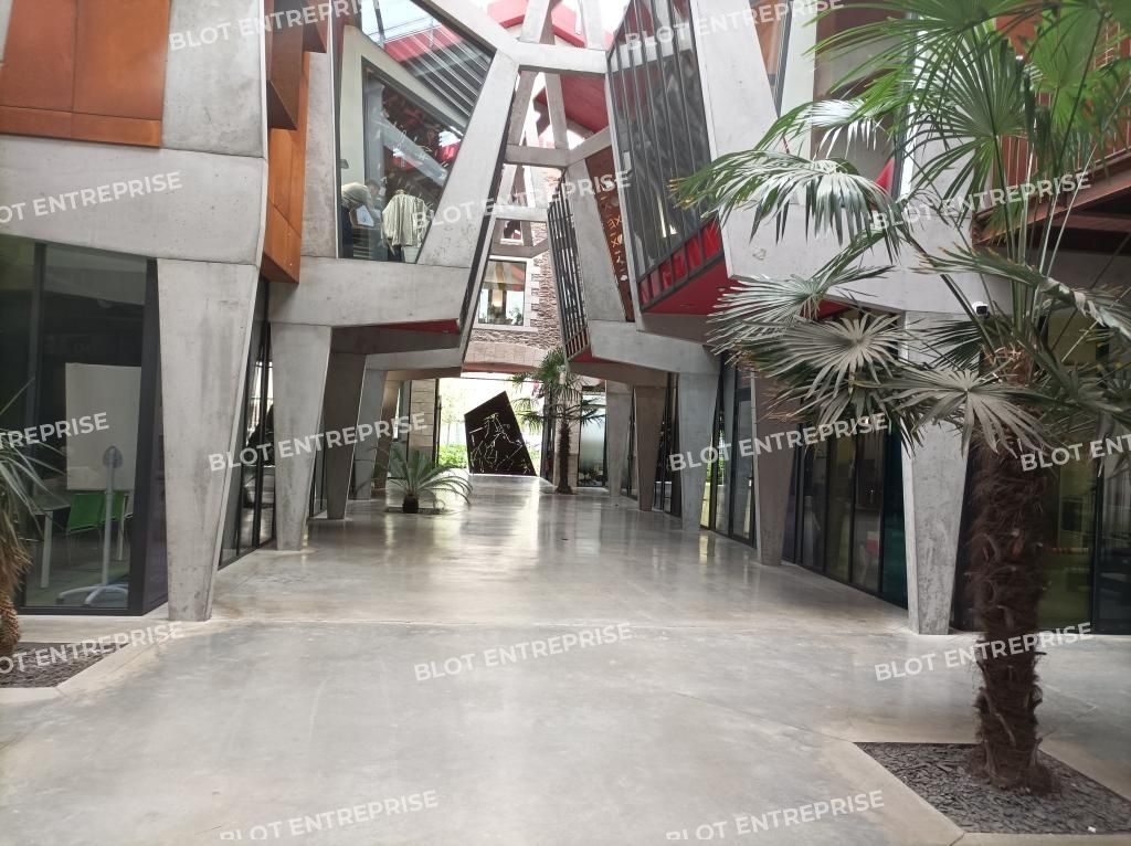 Location bureaux 67 m² non divisibles