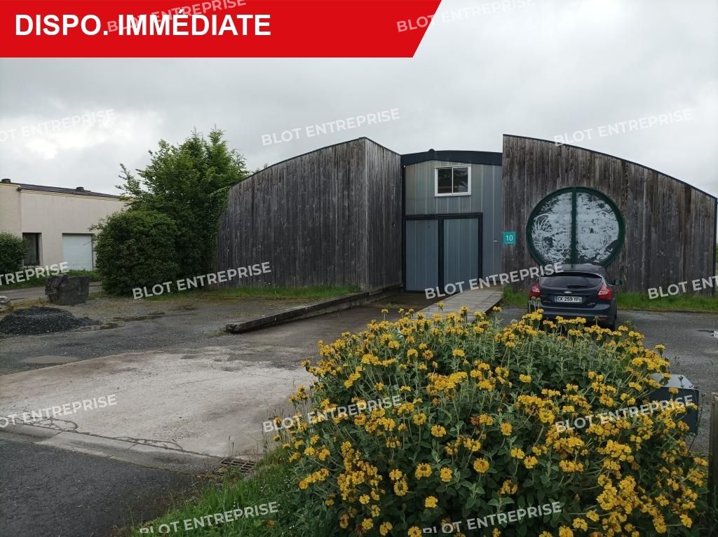 Location entrepôts 600 m² non divisibles