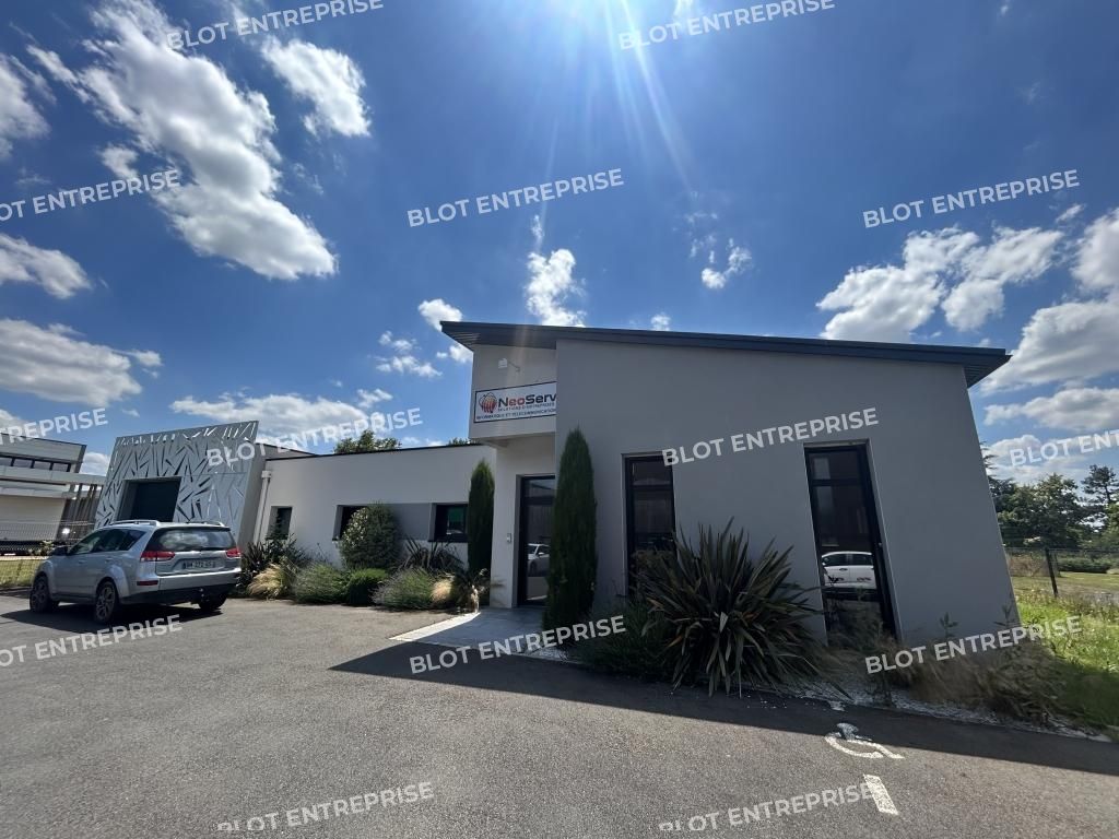 Vente bureaux 207 m² non divisibles