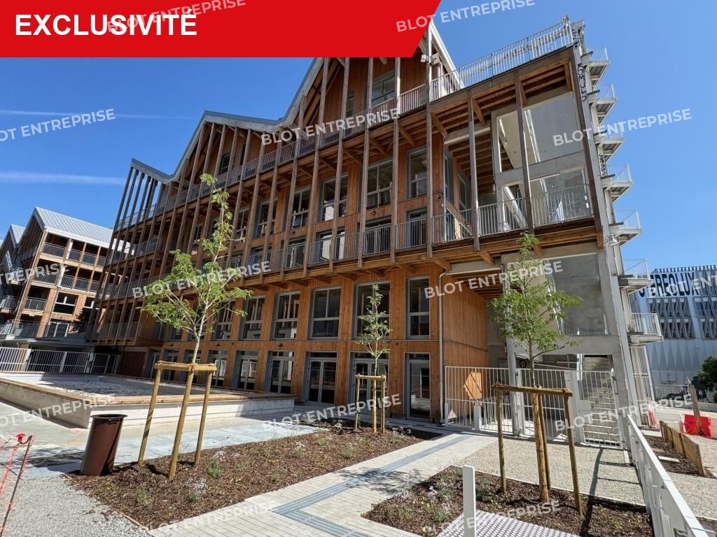 Location bureaux 403 m² non divisibles