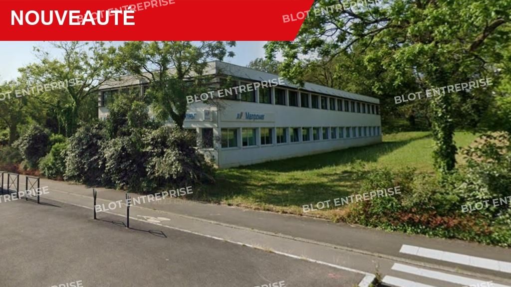 Location bureaux 380 m² non divisibles