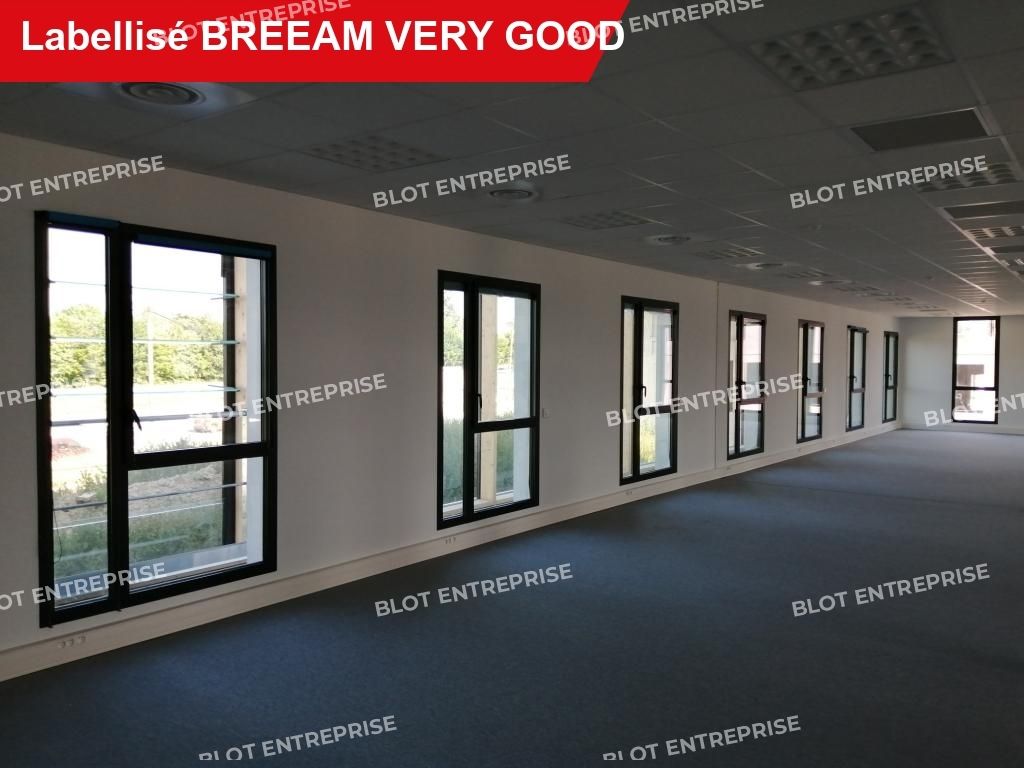 Location bureaux 216 m² non divisibles