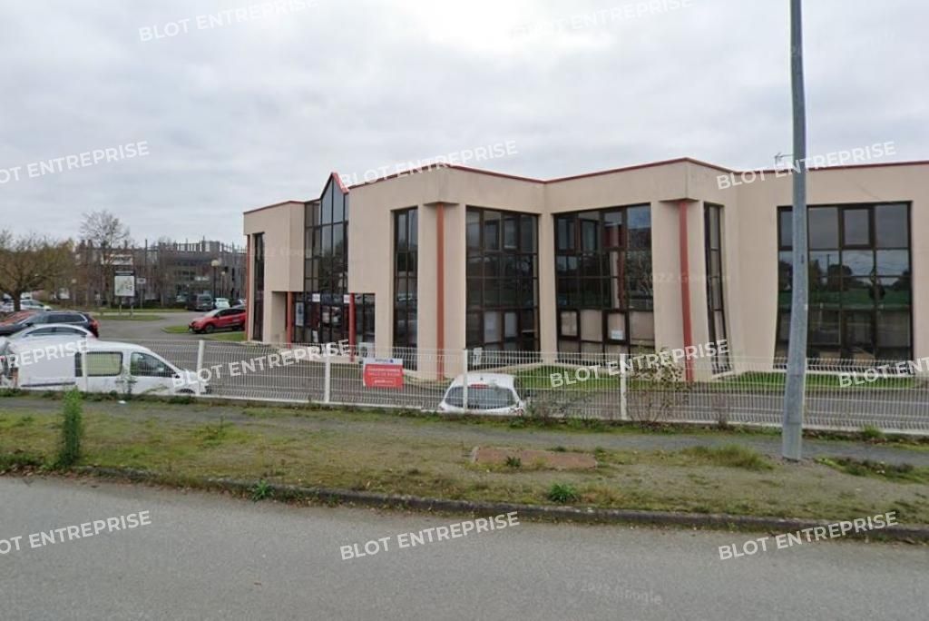 Location bureaux 145 m² non divisibles