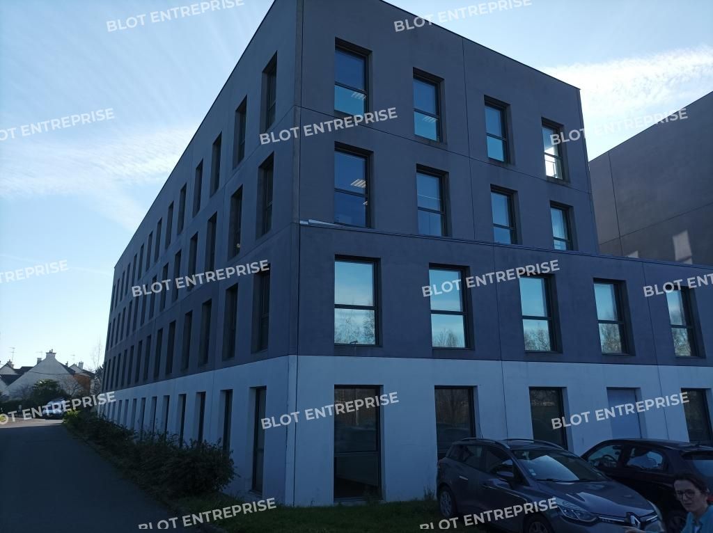 Location bureaux 466 m² non divisibles