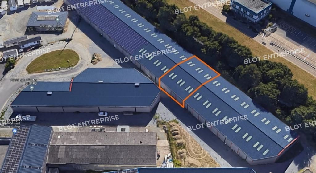 Location entrepôts 450 m² non divisibles
