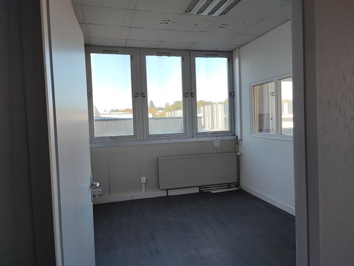 Location bureaux 110.00 m² à LIMOGES