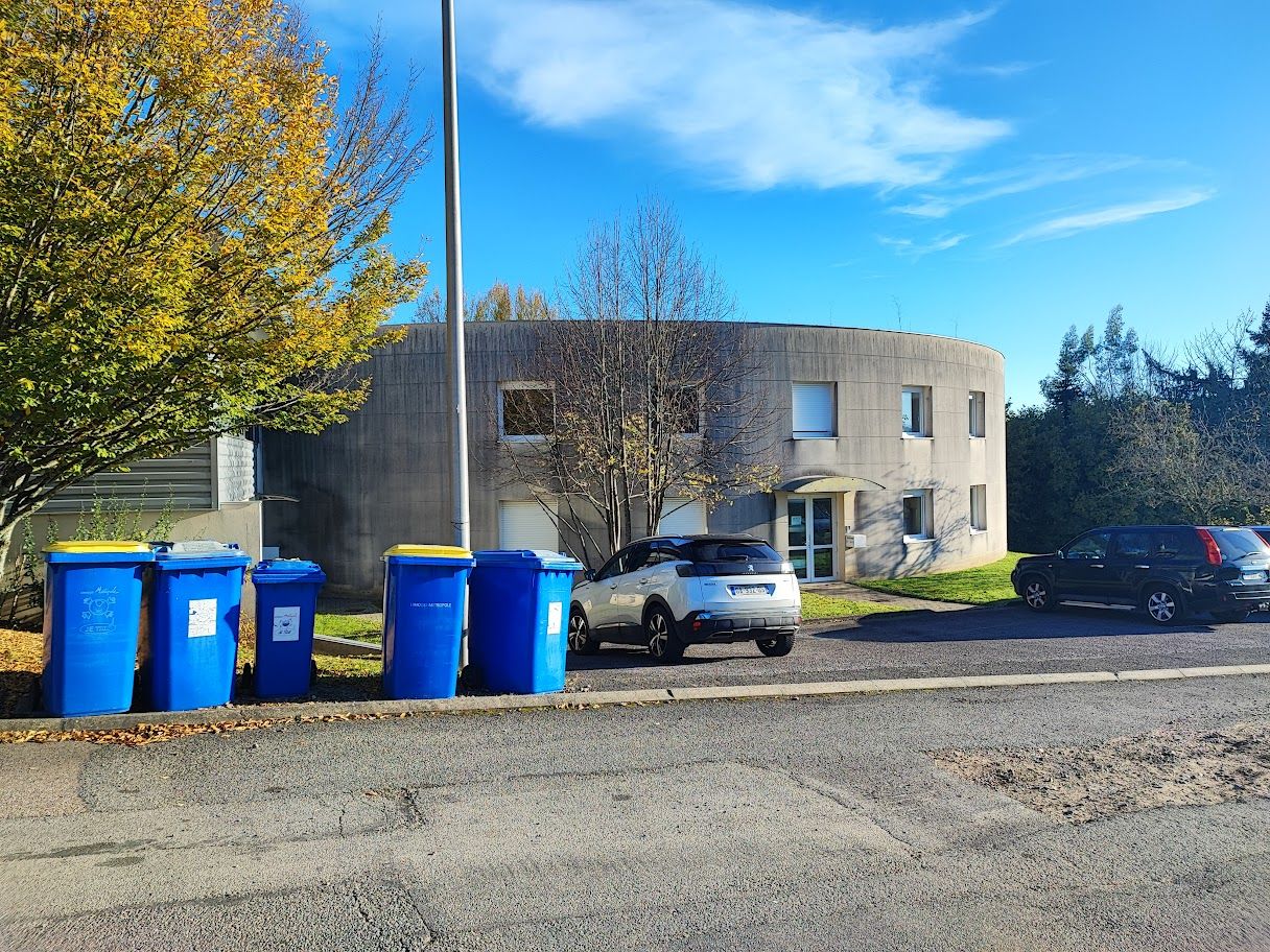 Vente bureaux 450.00 m² à ISLE