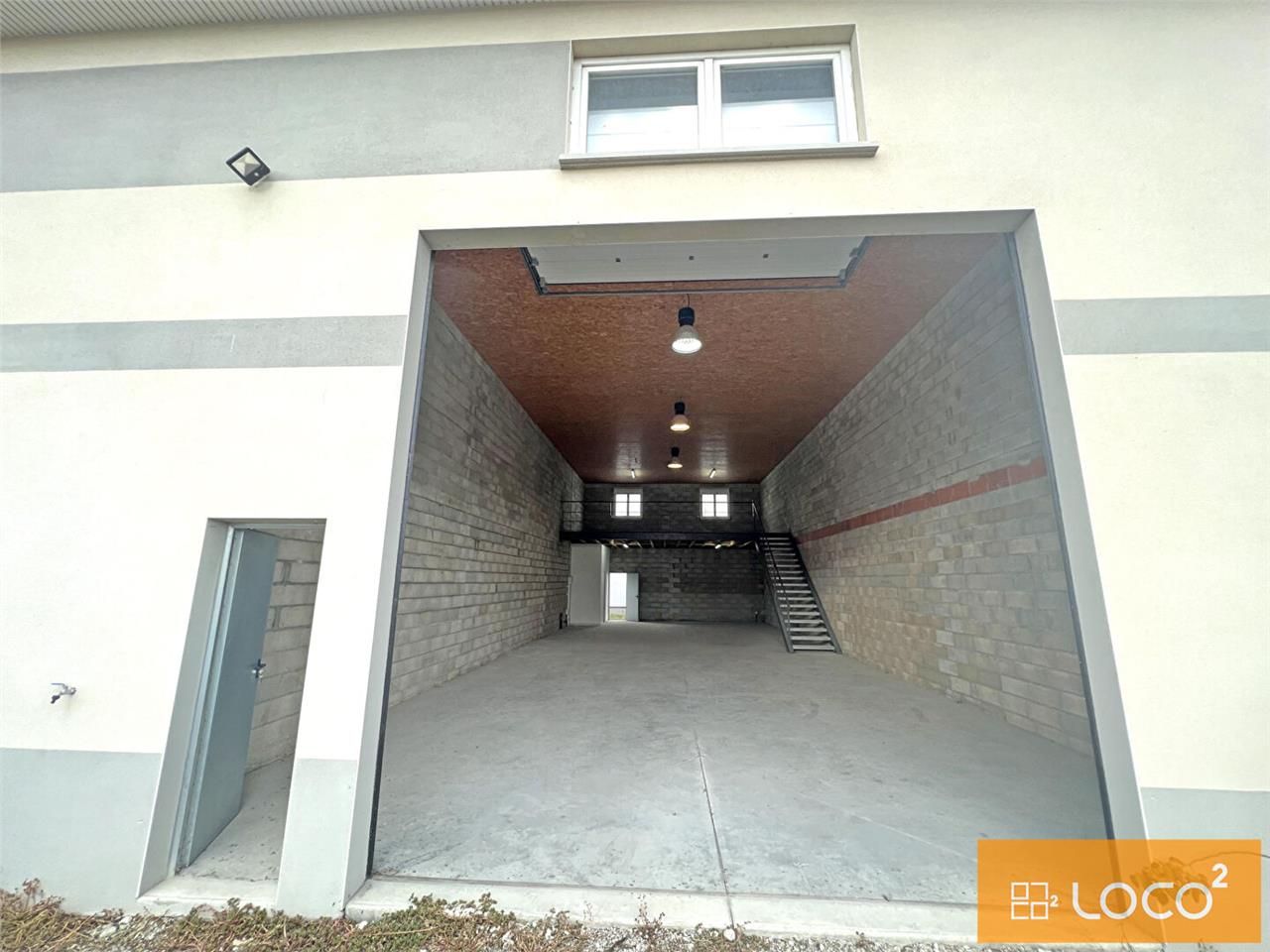 Location local 150.00 m² à NOE