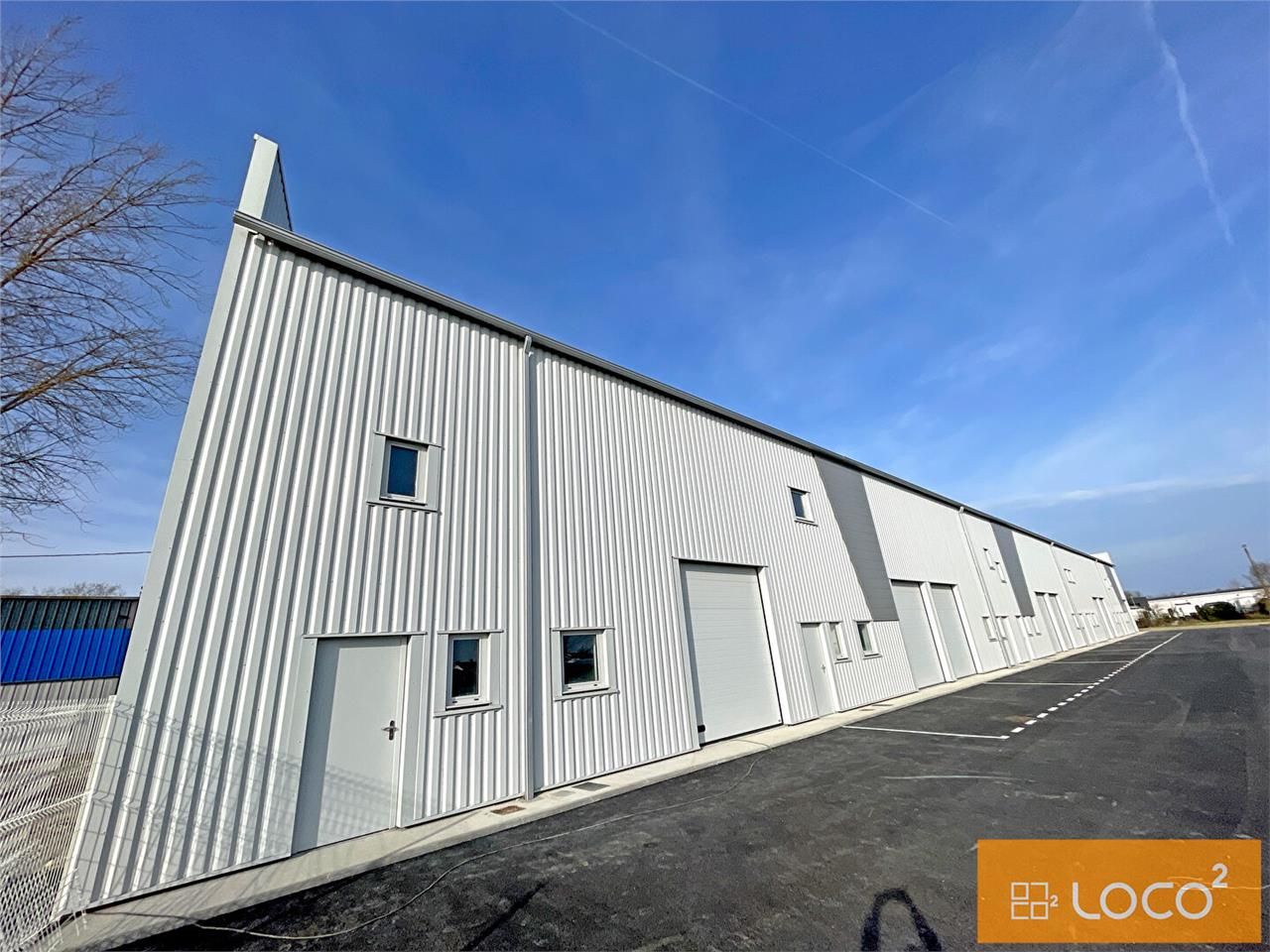 Location local 183.54 m² à LESPINASSE