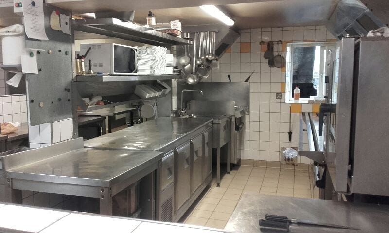 Vente entrepôts 1000 m² non divisibles